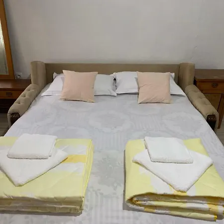 Apartman Stara Loza تريبينيي